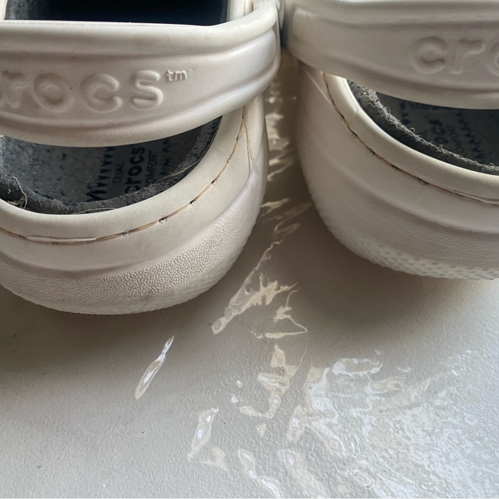 CROCS Kids White Slippers with Fun Charms - Picture 9 of 15